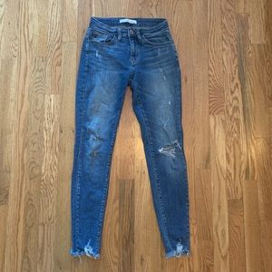 KanCan Women’s Distressed Jeans Size 24